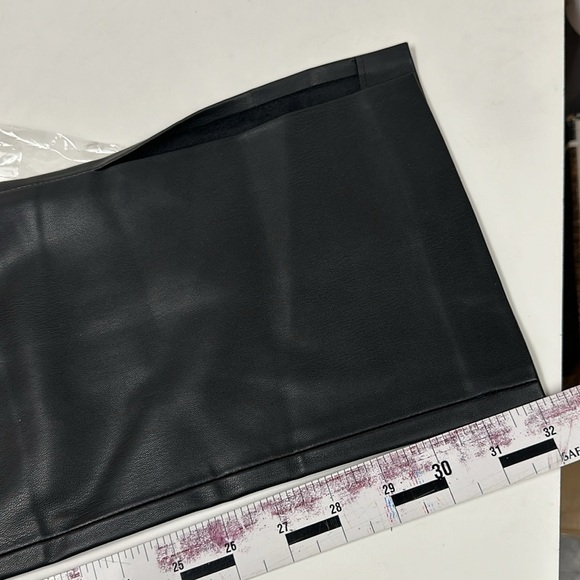 NWT Mango Faux-leather pants - Picture 13 of 14